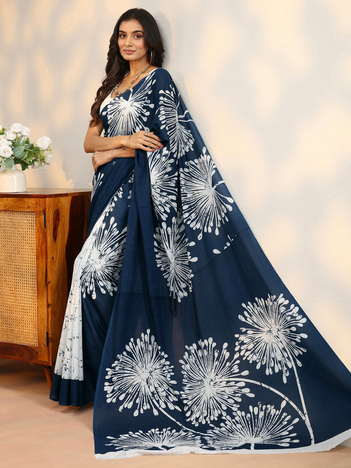 Mameraa Navy Blue Screen Printed Cotton Saree