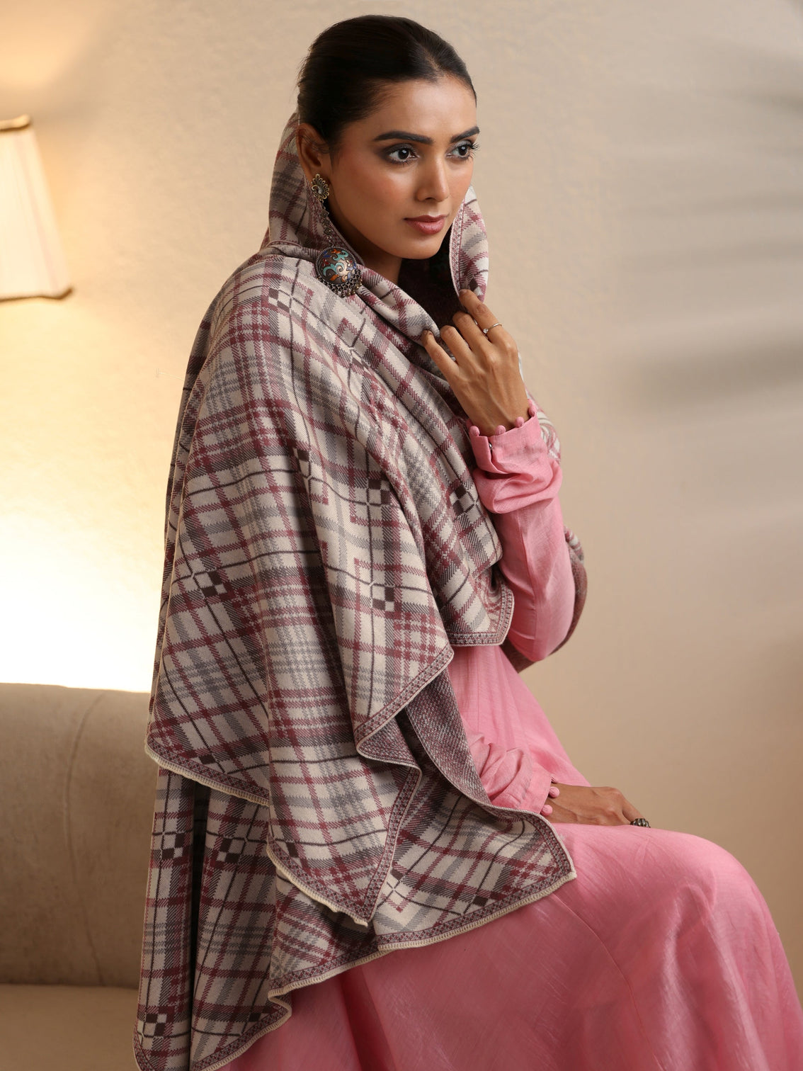 Mameraa Off White Checked Knitted Acrylic Shawl