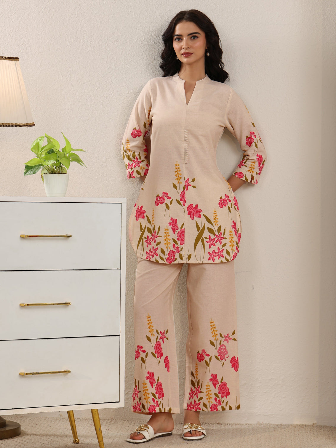 Mameraa Off White Floral Printed Cotton Co-Ord Set