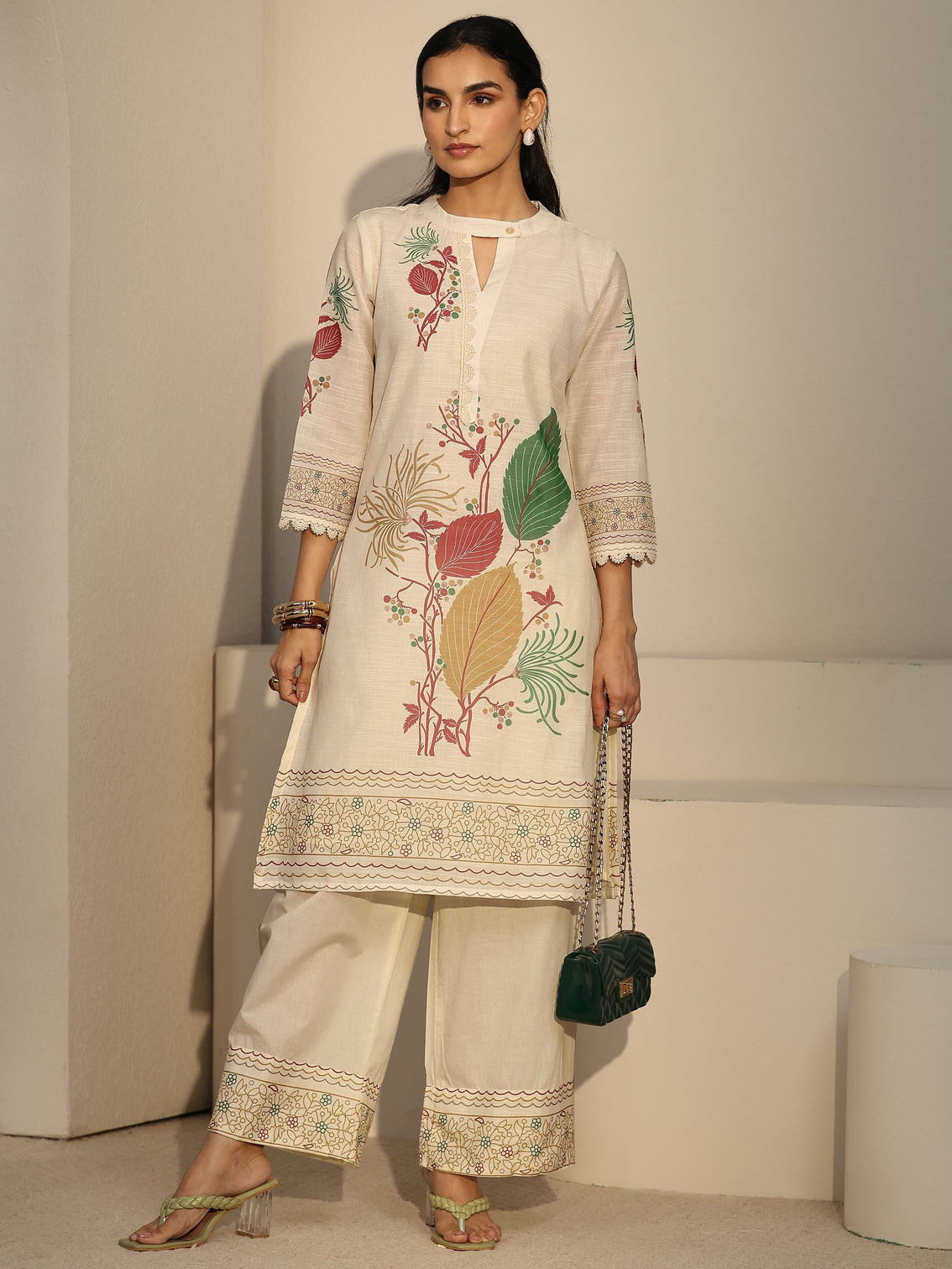 Mameraa Off White Floral Printed Linen Co-Ord Set