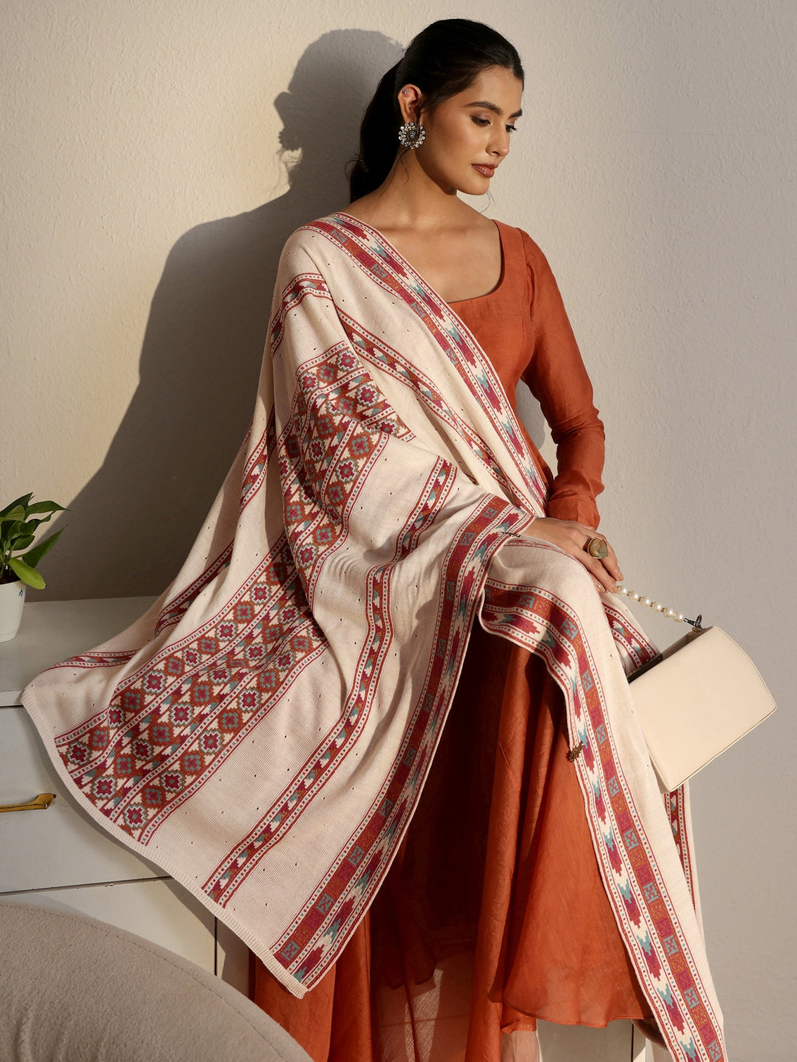 Mameraa Off White Geometric Knitted Acrylic Wrap Shawl