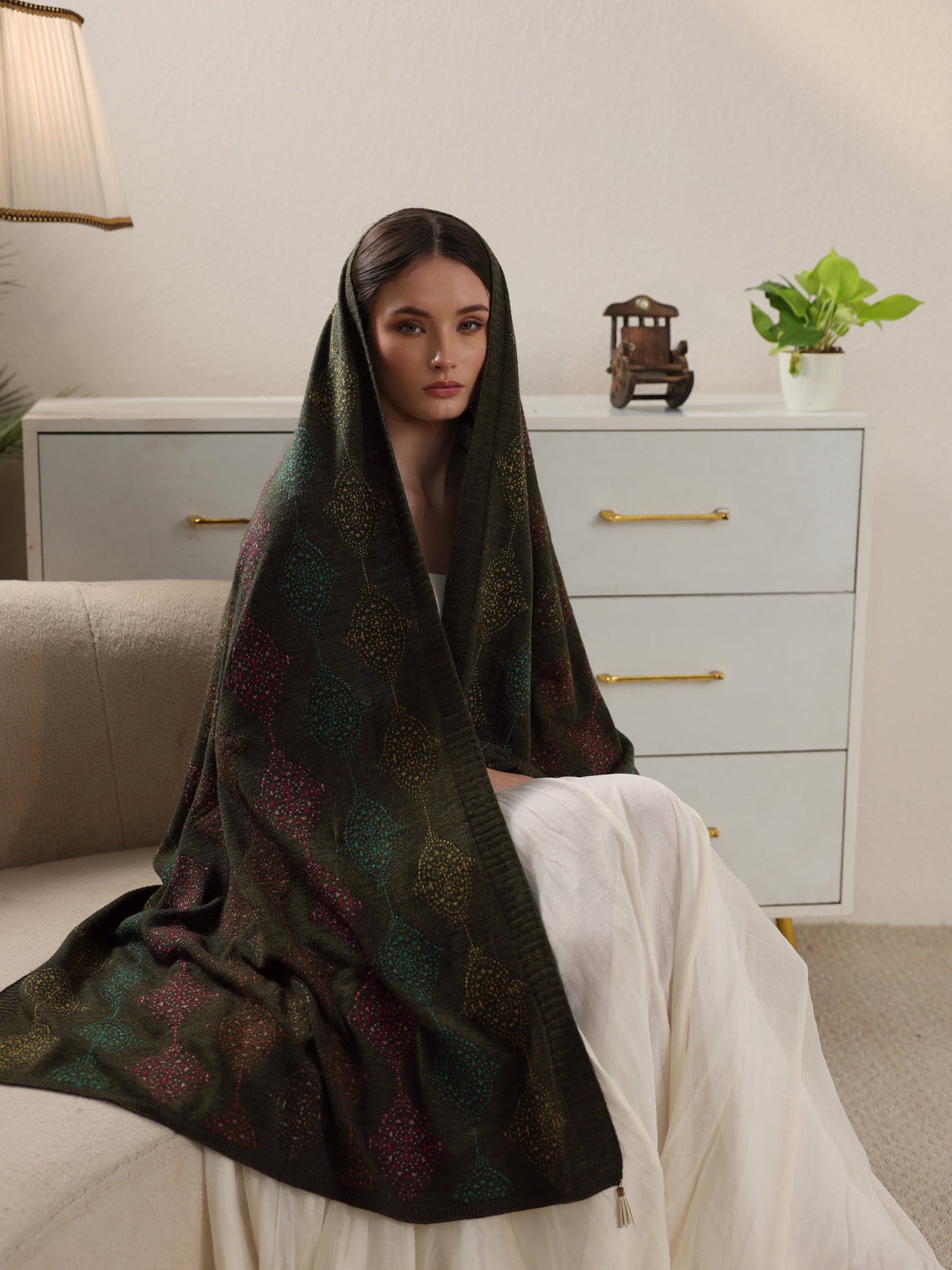 Mameraa Olive Green Geometric Knitted Acrylic Wrap Shawl