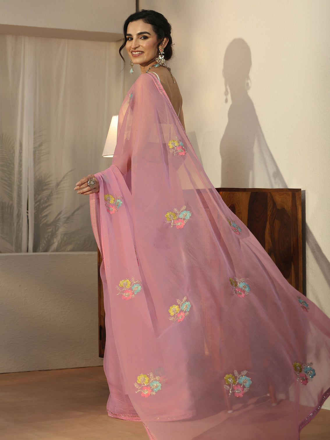Mameraa Pink Floral Embroidered Chiffon Saree