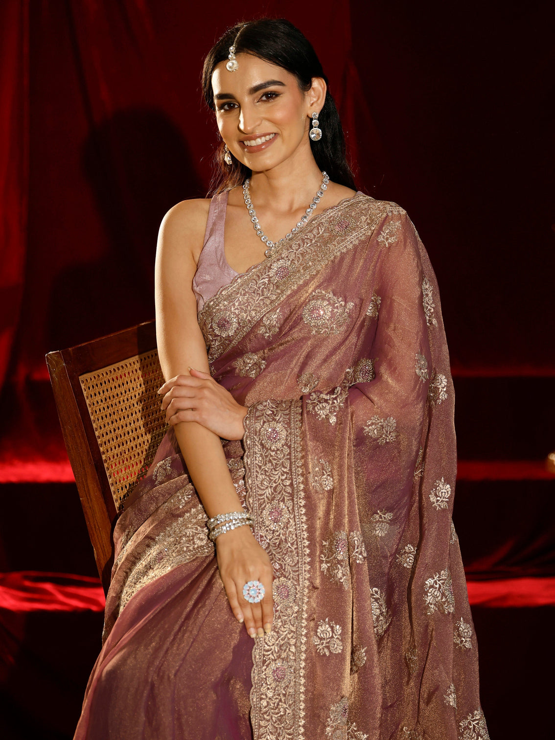 Mameraa Pink Floral Embroidered Tissue Saree