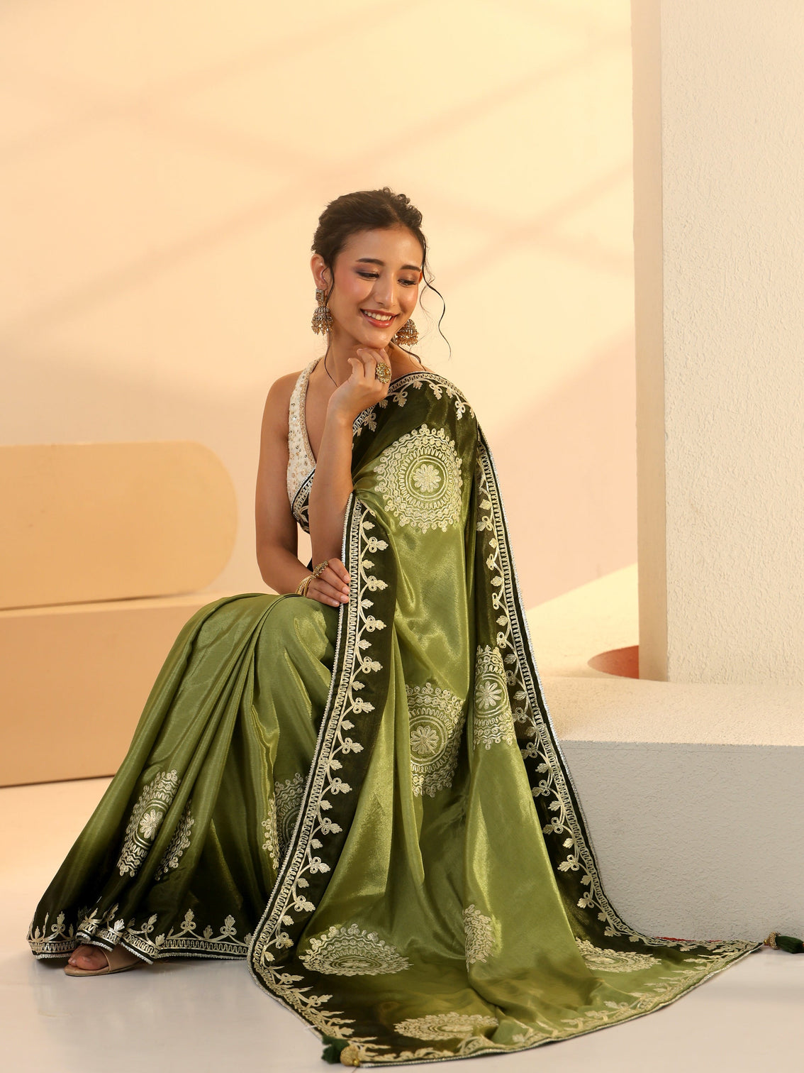 Mameraa Pista Green Mandala Art Embroidered Ombre Silk Blend Saree