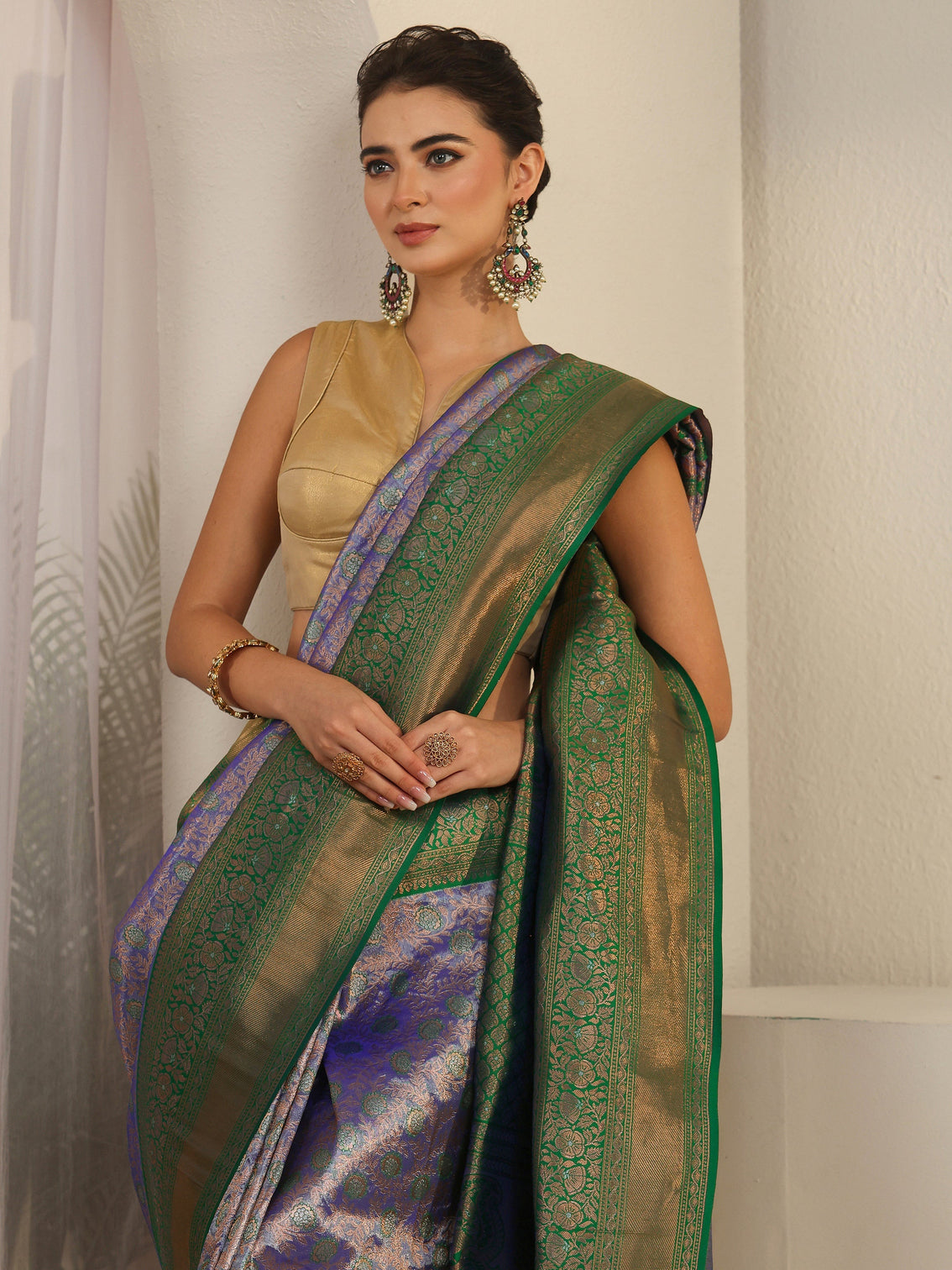 Mameraa Purple Floral Woven Design Banarasi Silk Blend Saree