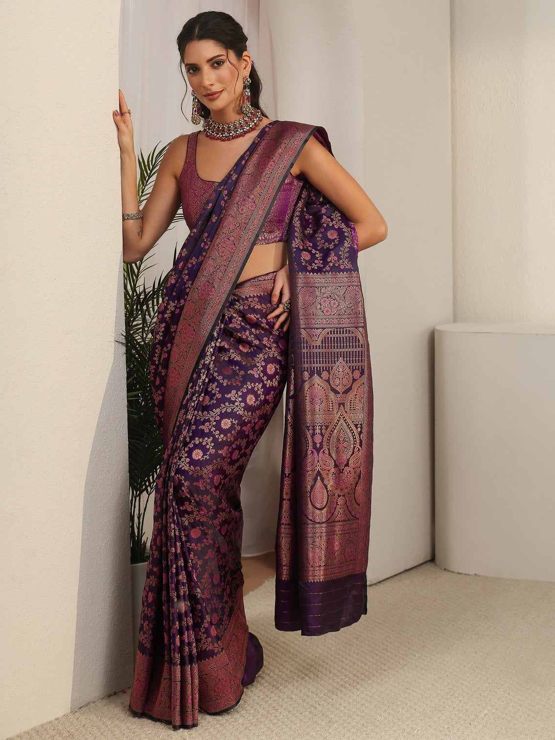 Mameraa Purple Floral Woven Design Silk Blend Banarasi Saree