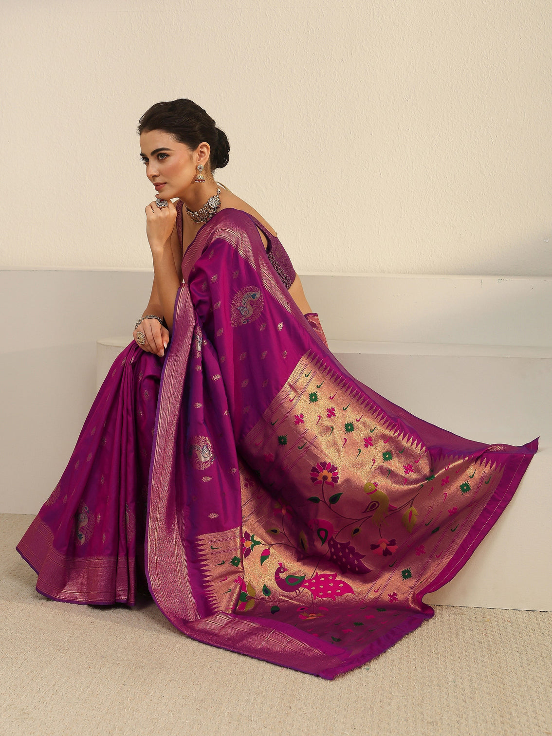 Mameraa Purple Silk Blend Paithani Saree
