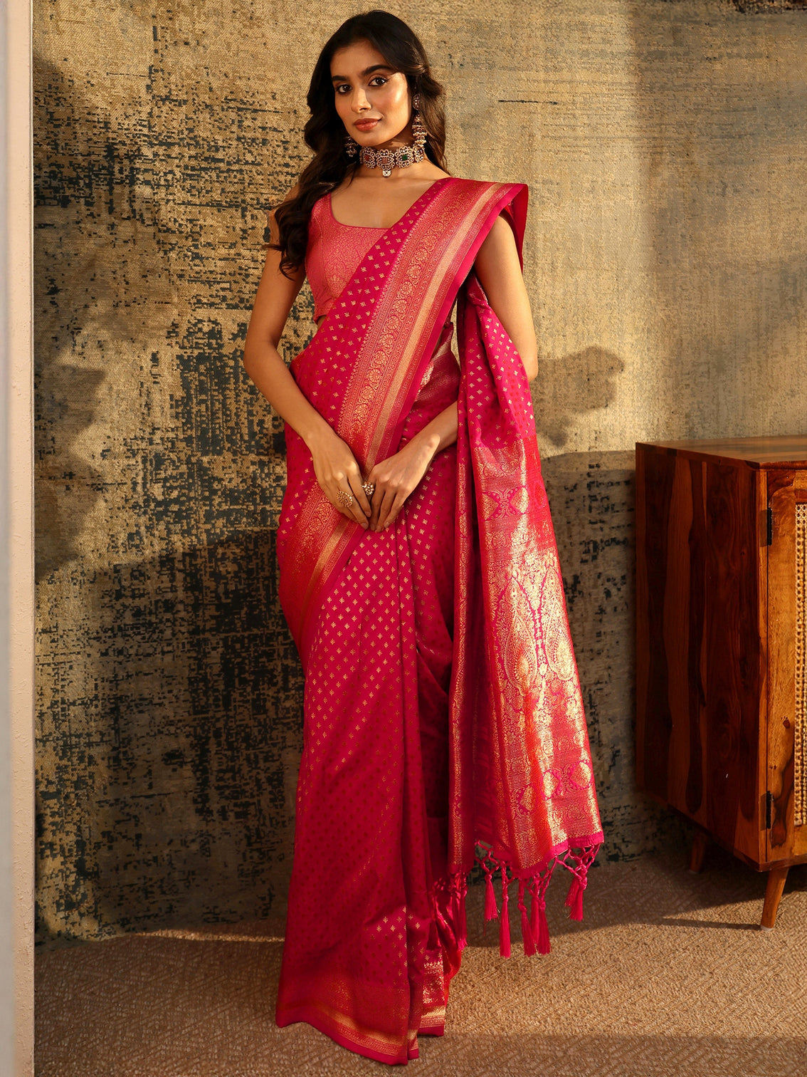 Mameraa Rani Pink Banarasi Silk Blend Saree