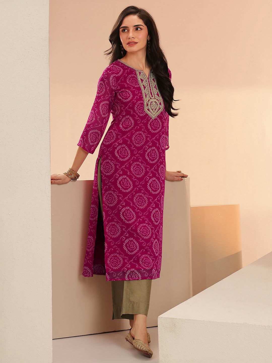 Mameraa Rani Pink Bandhani Printed Chiffon Straight Kurta