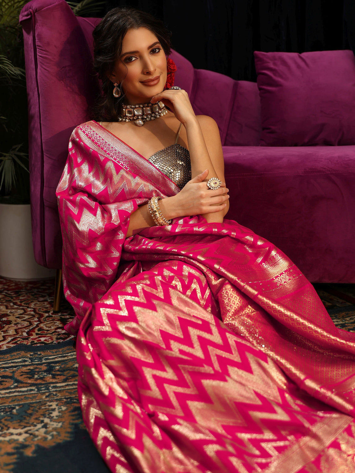 Mameraa Rani Pink Chevron Woven Design Silk Blend Saree