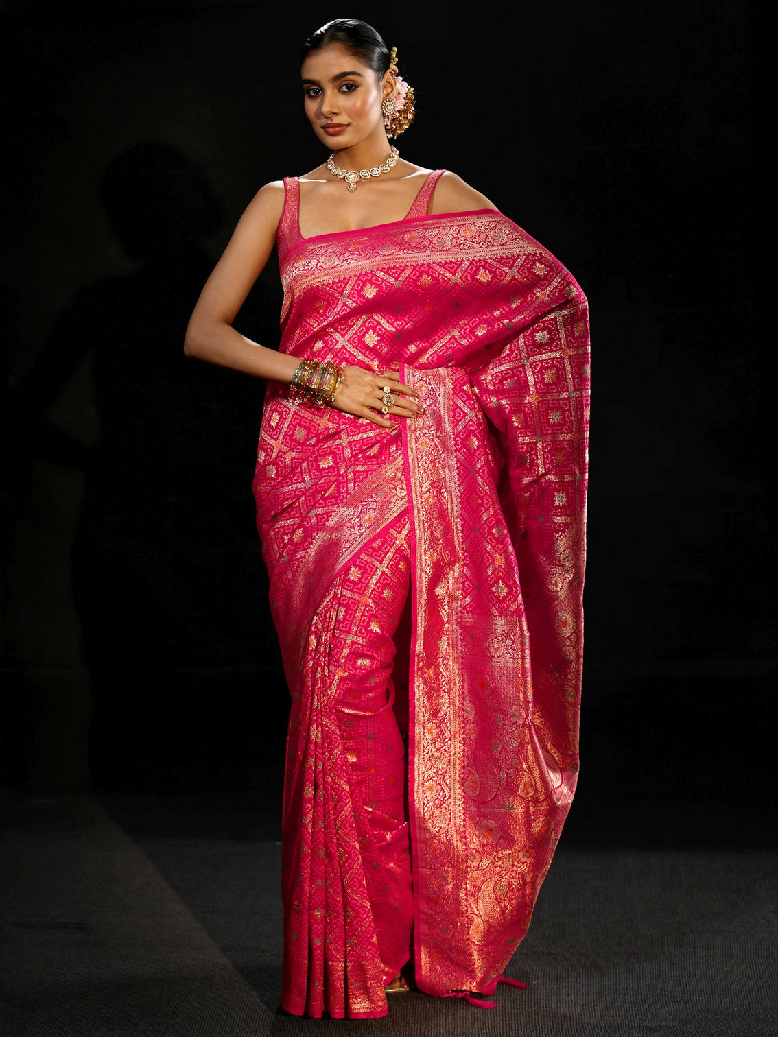 Mameraa Rani Pink Gharchola Silk Blend Saree
