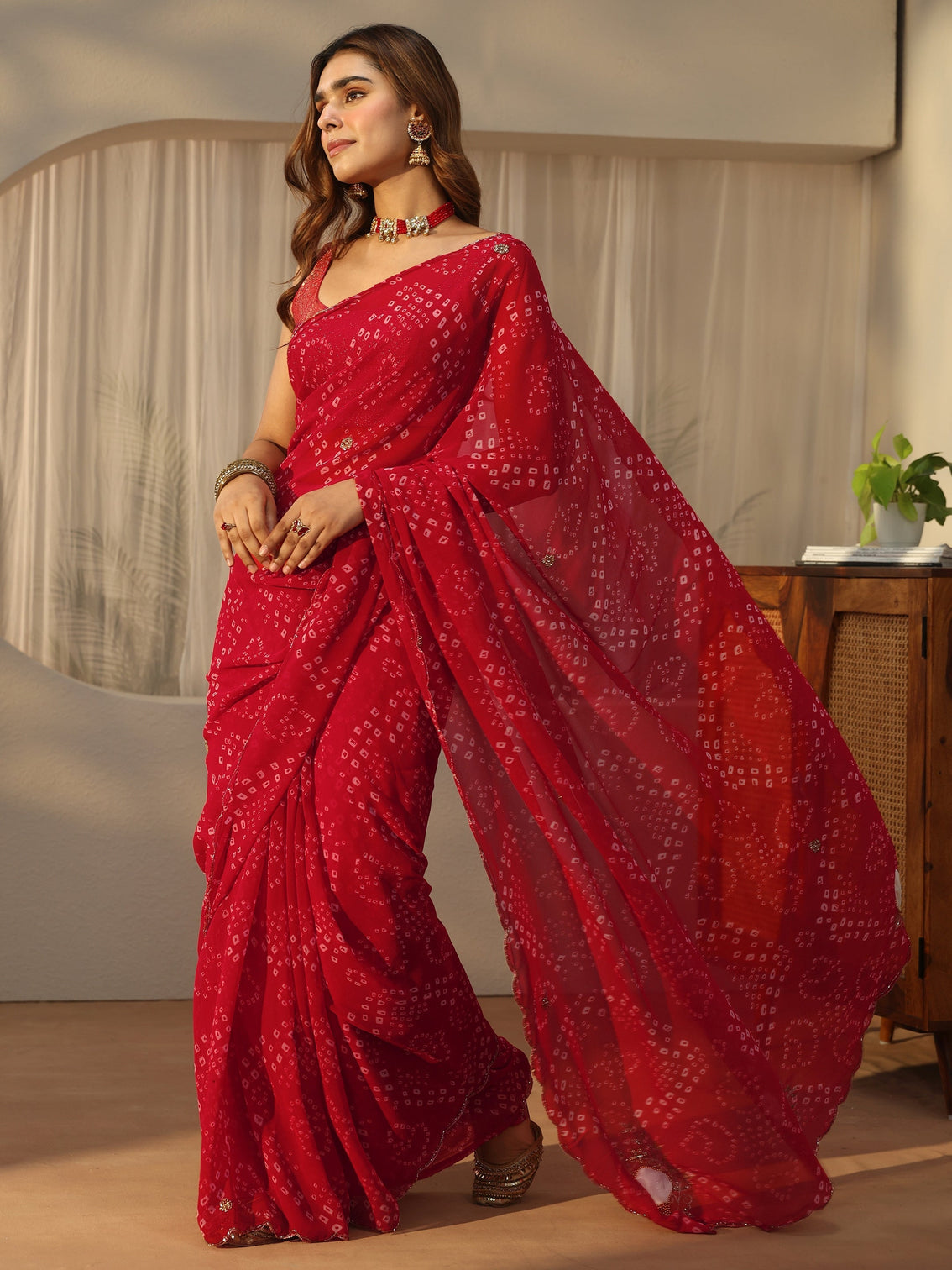Mameraa Red Bandhani Printed Chiffon Saree with Applique Design