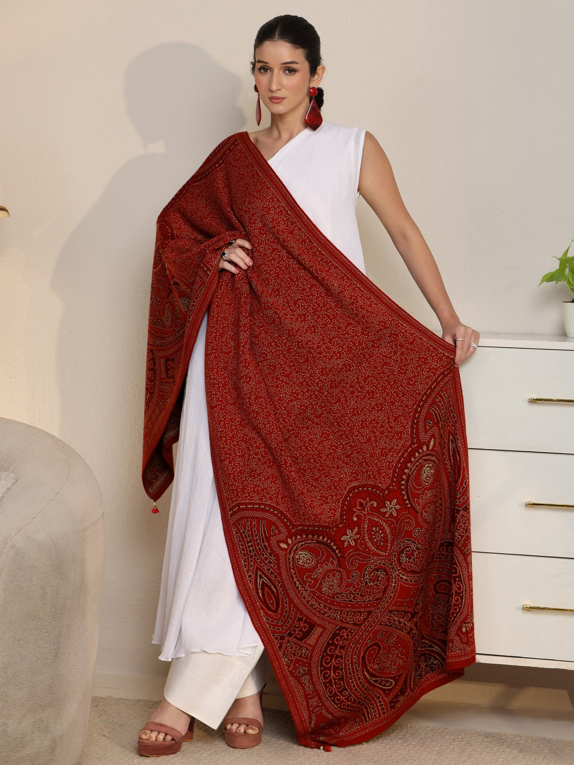 Mameraa Red Ethnic Knitted Acrylic Wrap Shawl