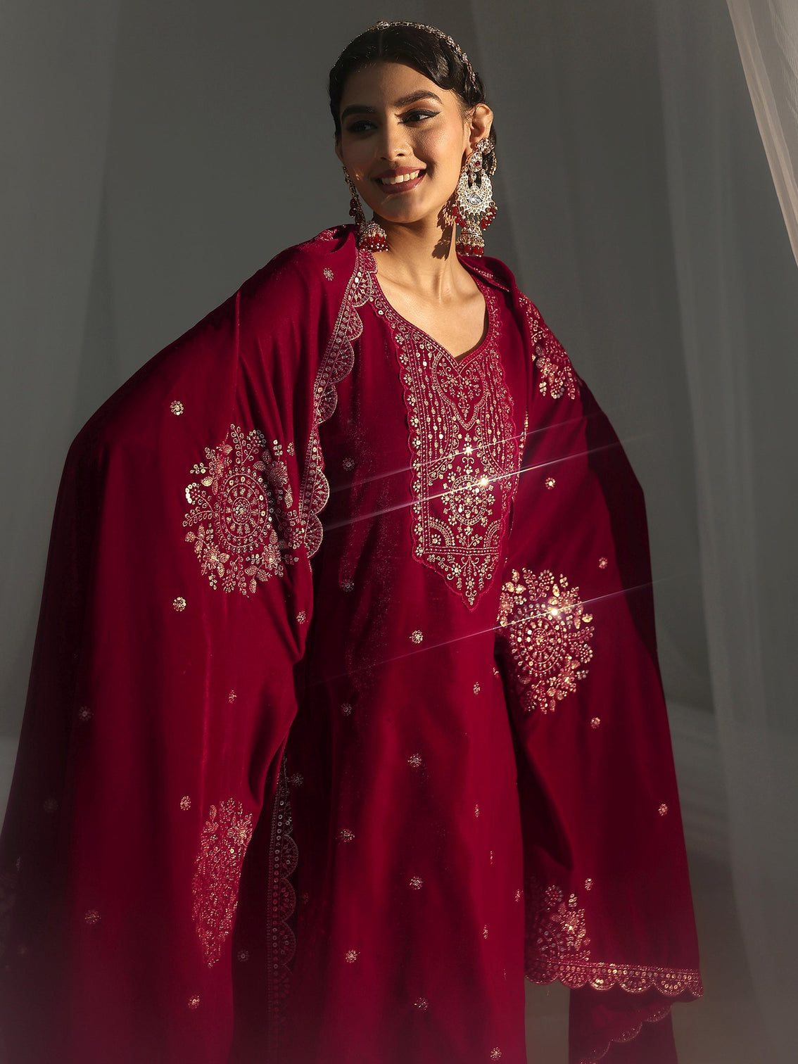 Mameraa Red Floral Embellished Velvet Straight Suit Set - Mameraa