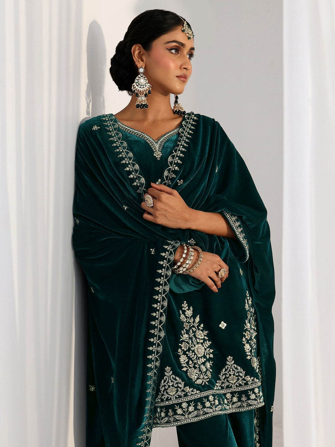 Mameraa Teal Green Floral Embroidered Velvet Straight Suit Set
