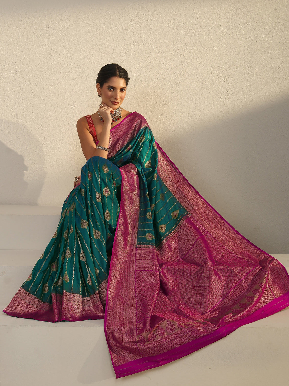 Mameraa Turquoise Blue and Pink Woven Design Silk Blend Saree - Mameraa