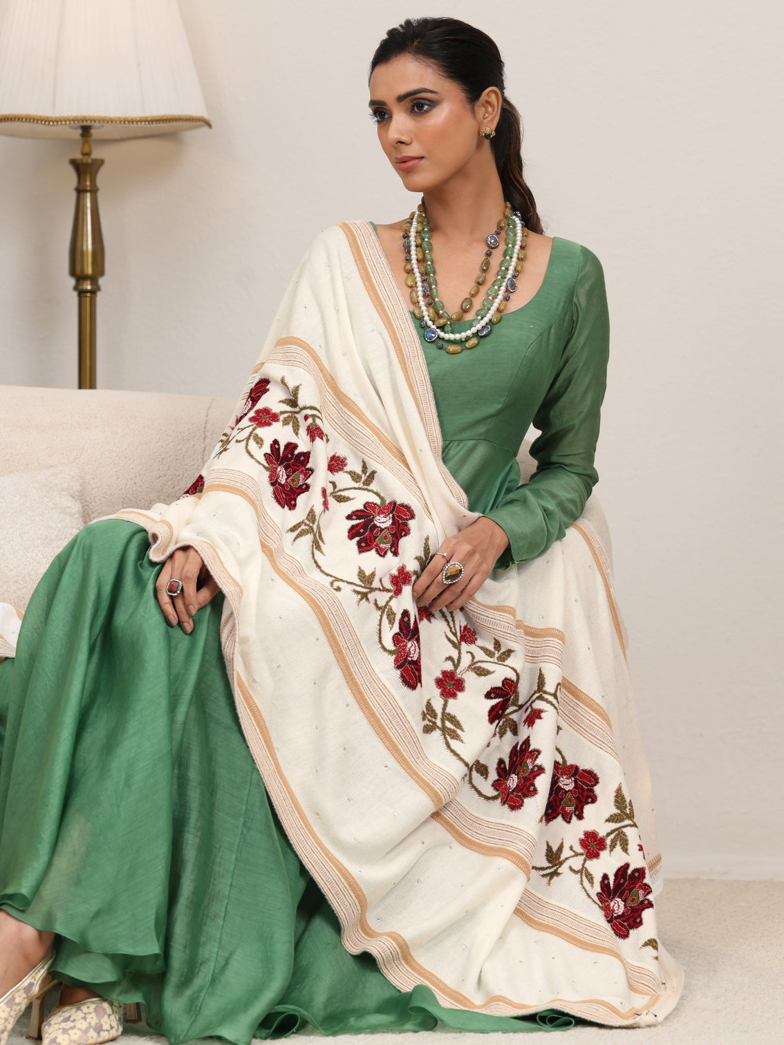 Mameraa White Floral Knitted Acrylic Wrap Shawl