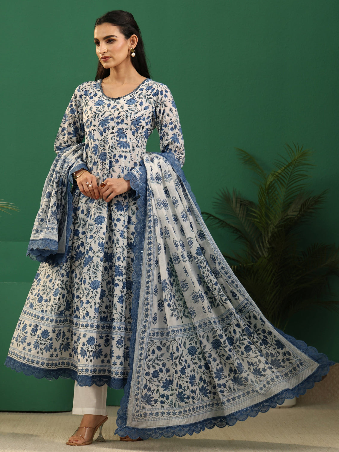 Mameraa White Floral Printed Cotton Anarkali Suit Set