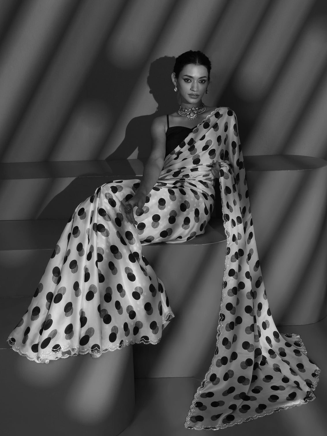 Mameraa White Polka Dot Print Tissue Saree