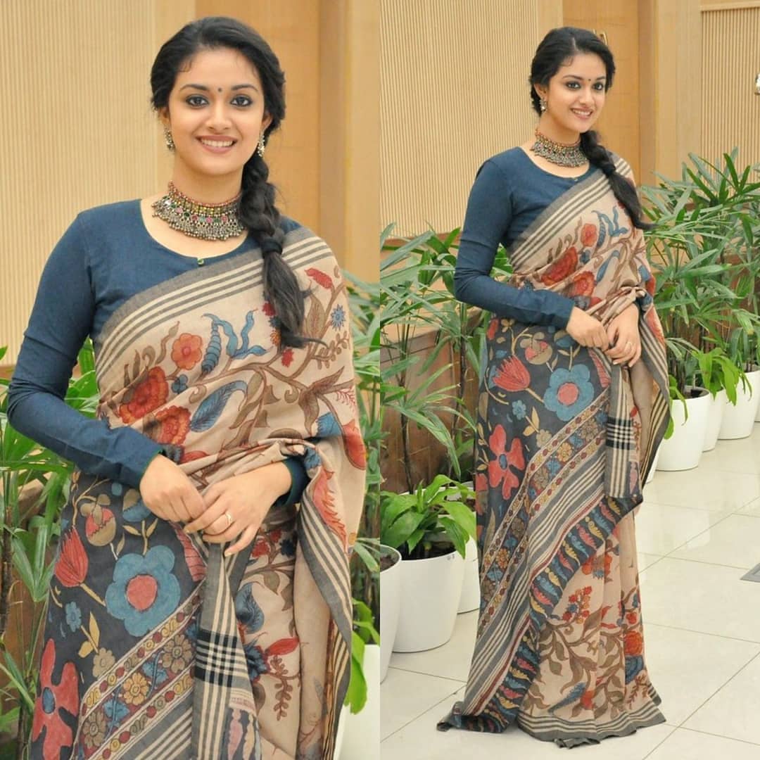 Peach Linen Flower Printed Saree with Dark Grey Blouse
