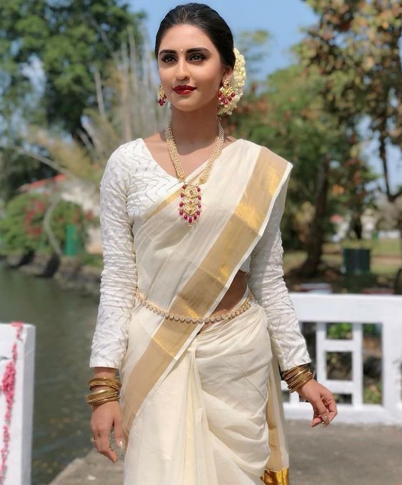 White Printed Saree in Linen Fabric