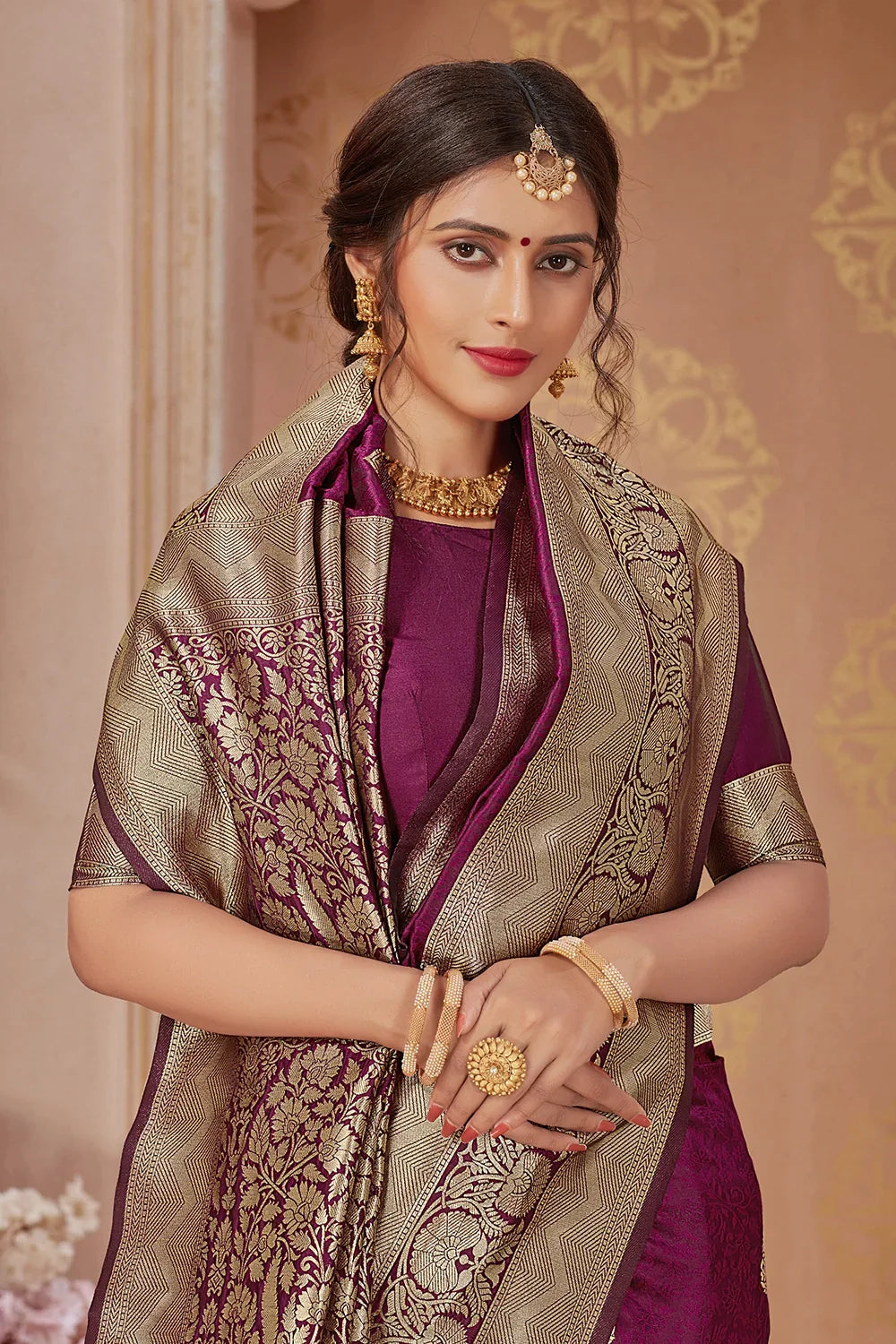 Magenta Banarasi Silk Saree With Zari Weaving Work