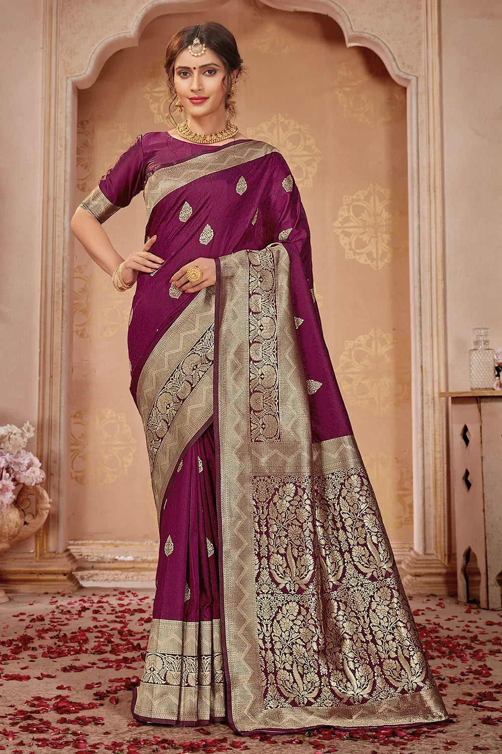 Magenta Banarasi Silk Saree With Zari Weaving Work