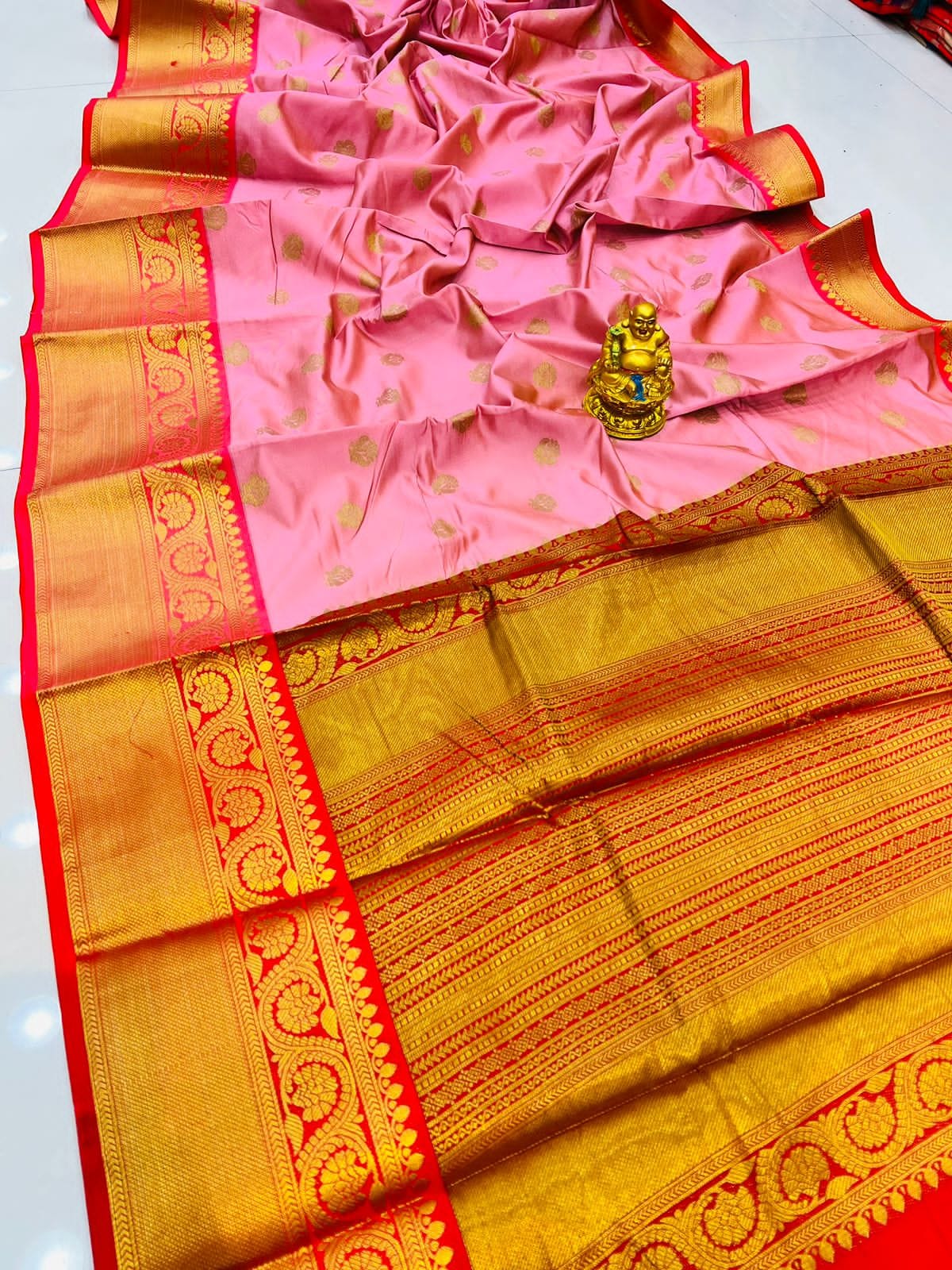 Fragrant Pink Kanjivaram Silk With Glittering Blouse Piece