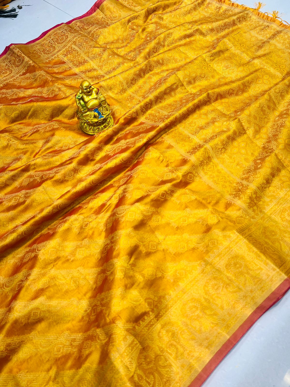 Scintilla Mustard Organza Silk Saree With Luxuriant Blouse Piece