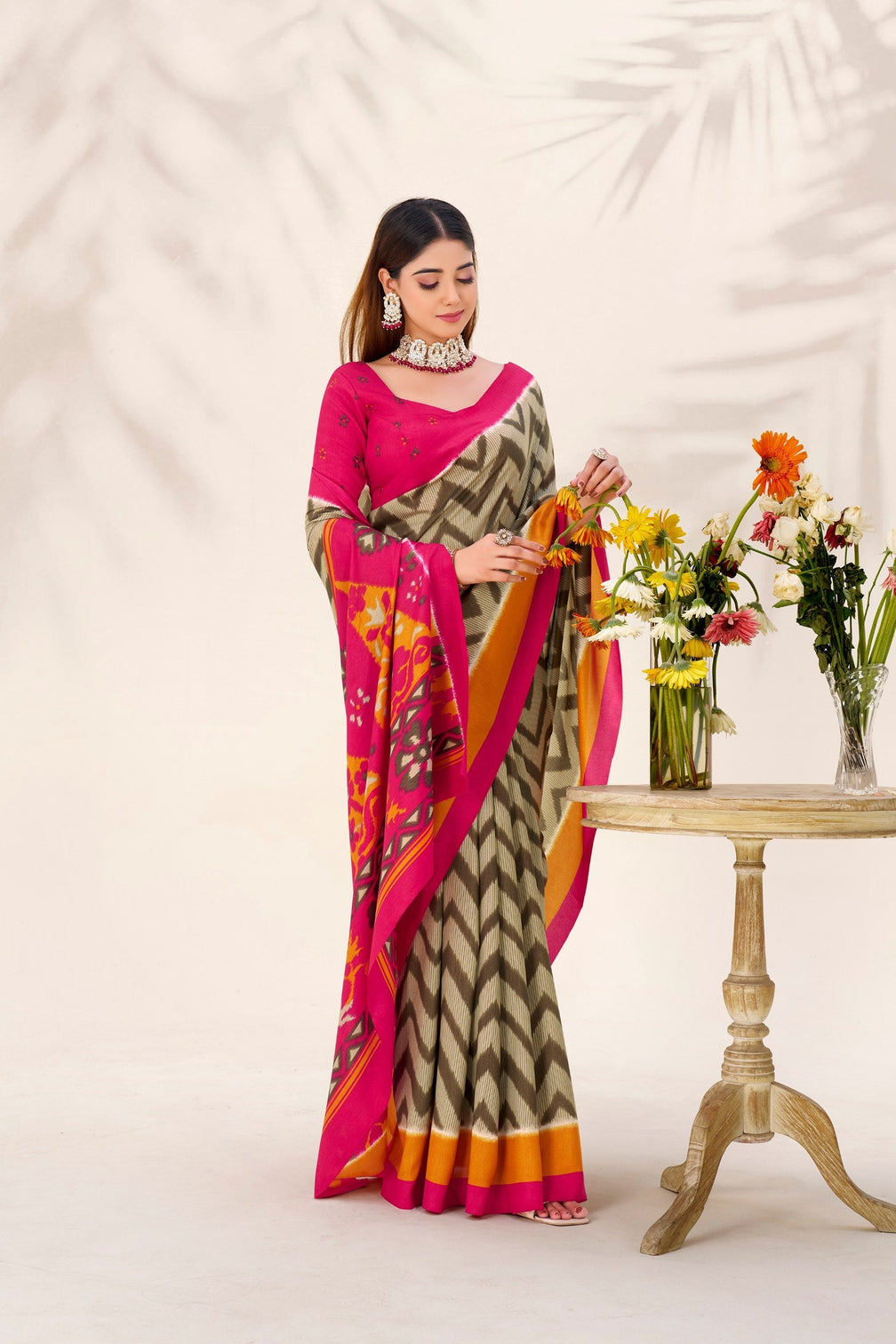 Mehendi Elegant Printed Tasar Silk Saree with Matching Unstitched Blouse