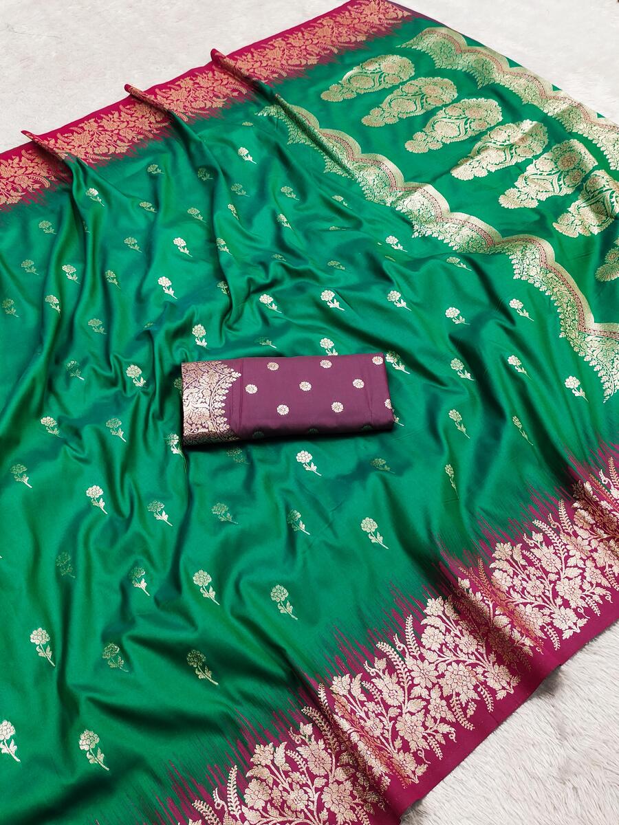 Glorious Green Pure Zari Weaving Banarasi Silk Saree With Glamorous Blouse Piece