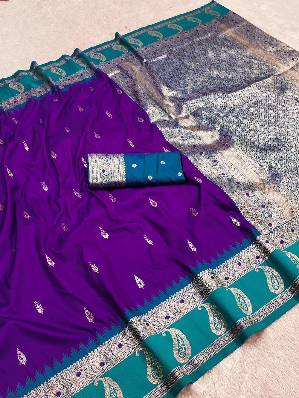 Ebullience Royal Purple Pure Zari Weaving Banarasi Silk Saree With Rhapsody Blouse Piece