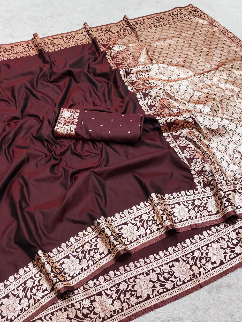 Amiable Brown Pure Zari Weaving Banarasi Silk Saree With Smashing Blouse Piece