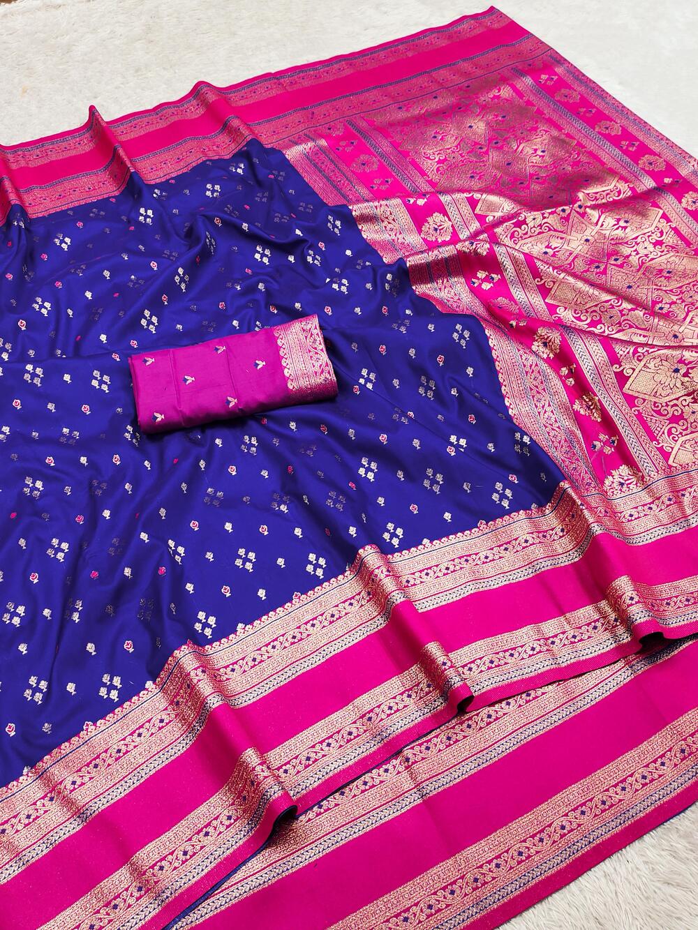 Unequalled Royal Blue Pure Zari Weaving Banarasi Silk Saree With Excellent Blouse Piece