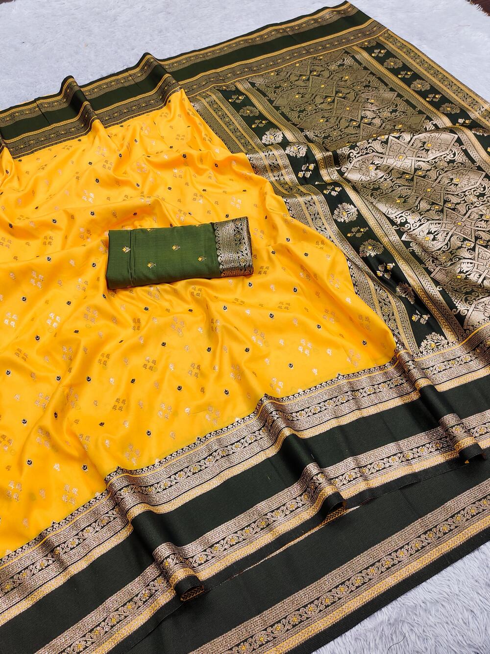 Phenomenal Yellow Pure Zari Weaving Banarasi Silk Saree With Vivacious Blouse Piece