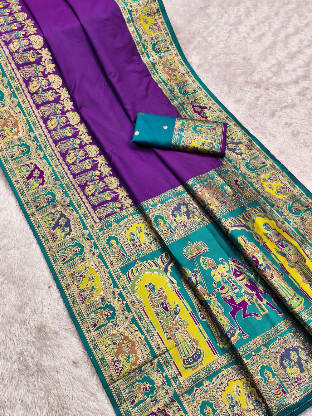 Lovely Purple Pashmina Saree With Magnificat Blouse Piece