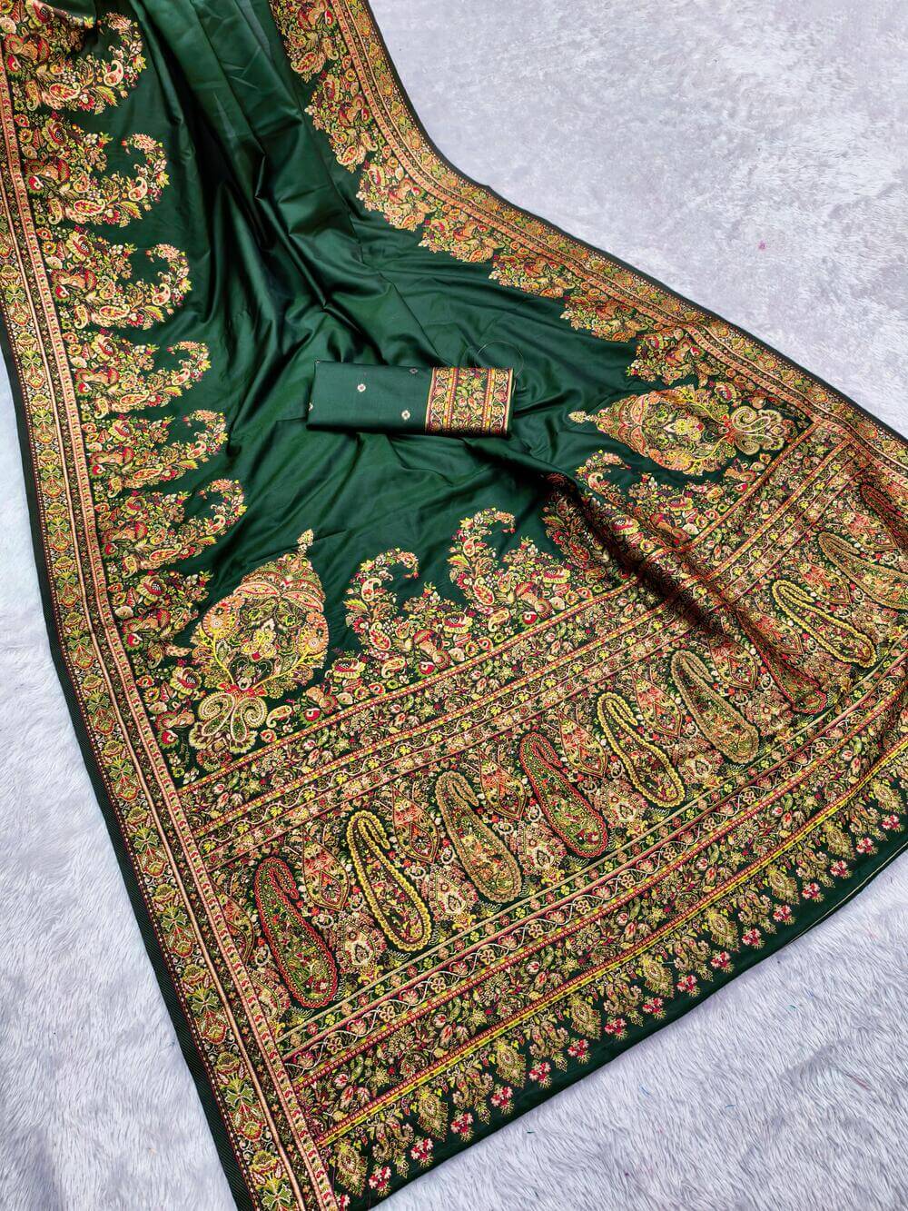 Nectarous Dark Green Pashmina Saree With Ratatouille Blouse Piece