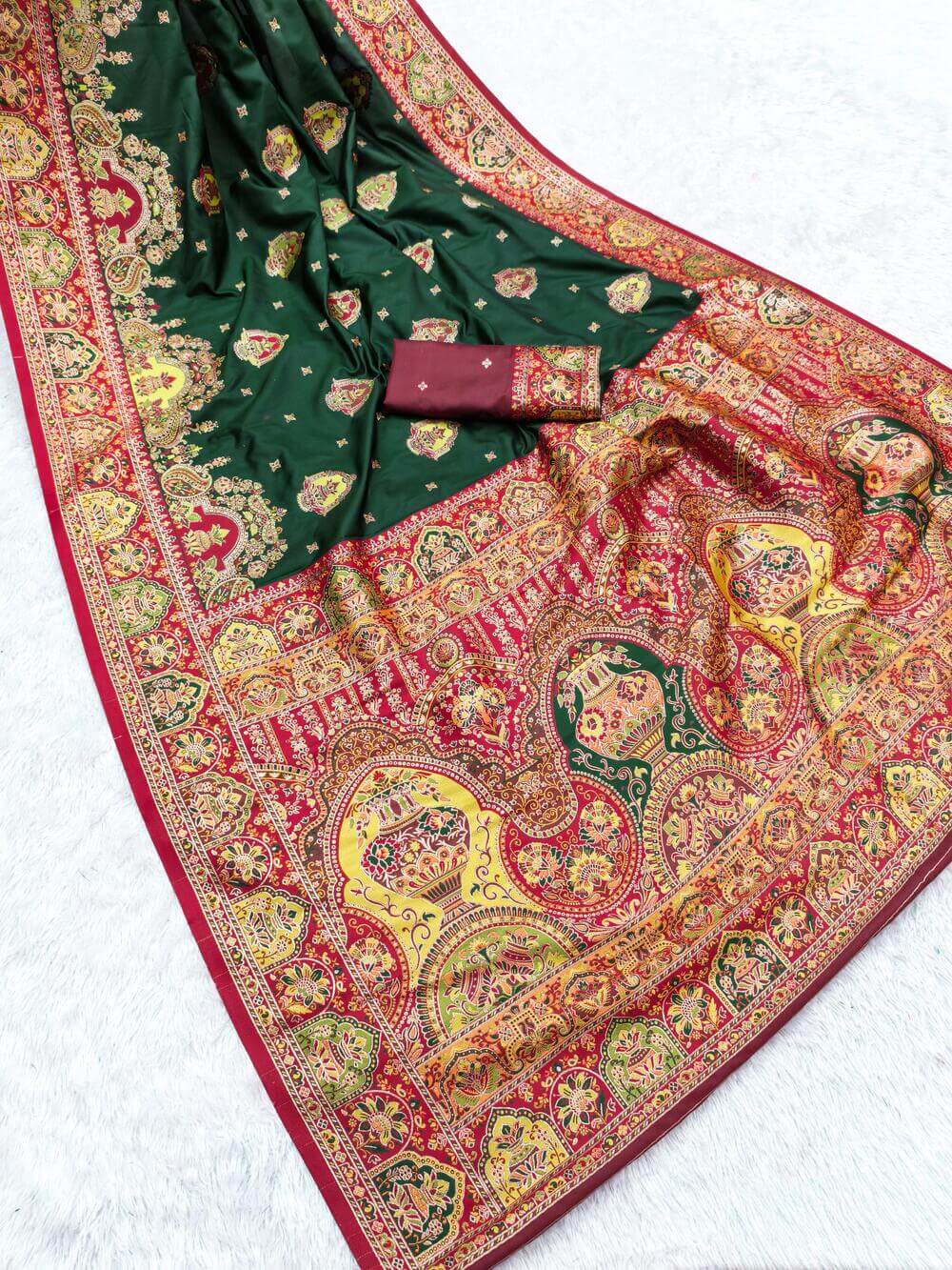 Sizzling Dark Green Pashmina Saree With Exquisite Blouse Piece