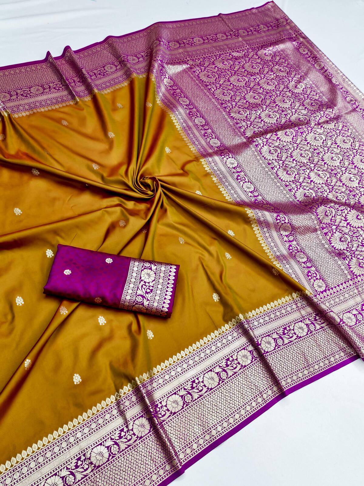 Prominent Mustard Pure Zari Weaving Banarasi Silk Saree With Beguiling Blouse Piece