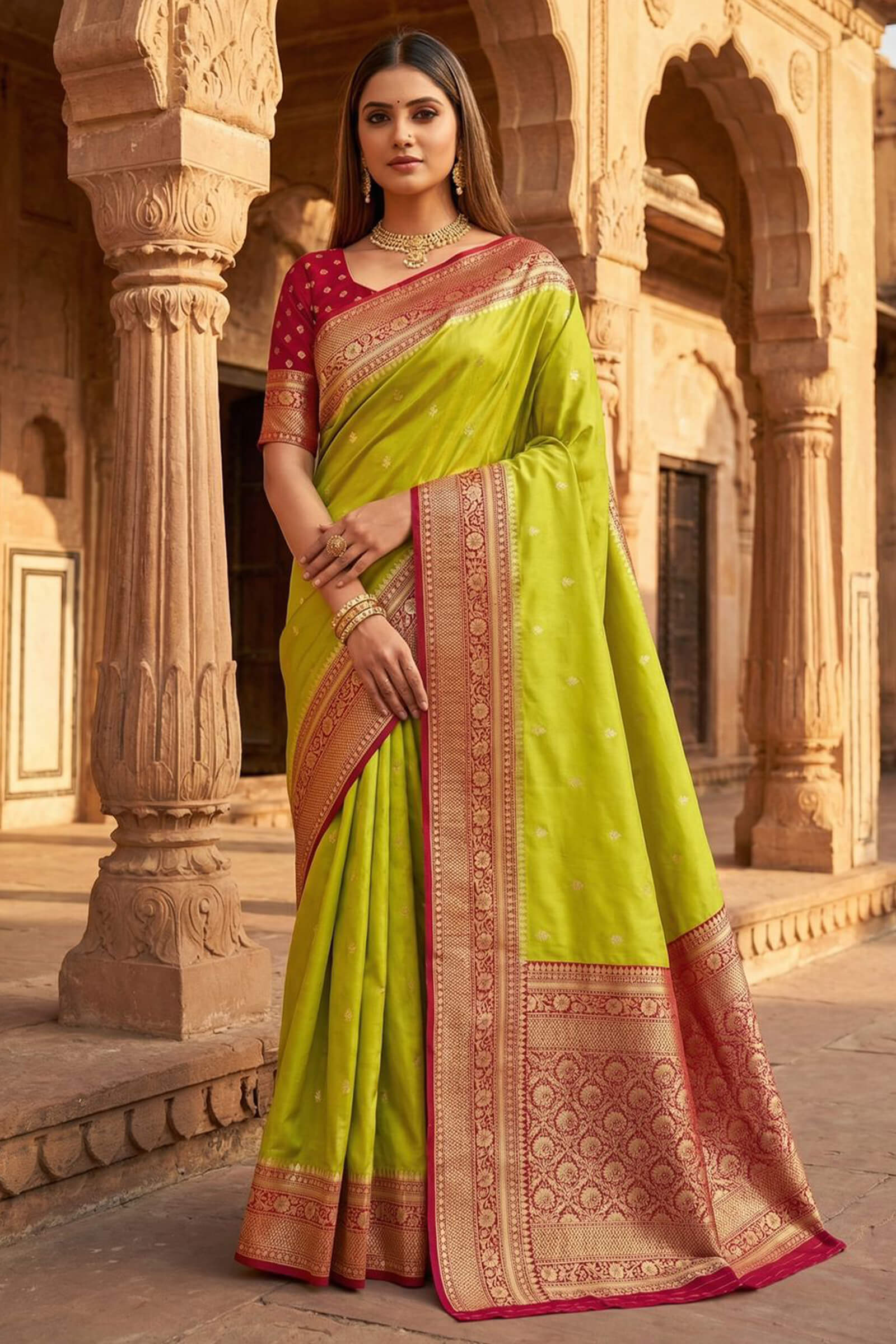Captivating Parrot Pure Zari Weaving Banarasi Silk Saree With Bewitching Blouse Piece