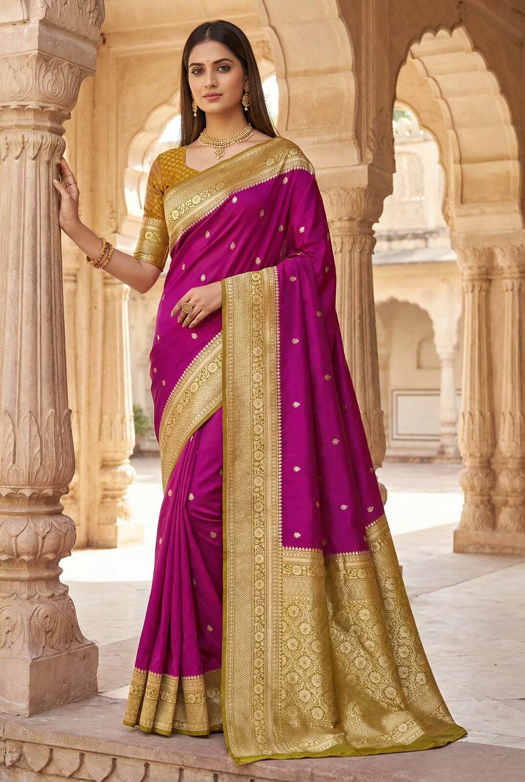 Alluring Purple Pure Zari Weaving Banarasi Silk Saree With Propinquity Blouse Piece