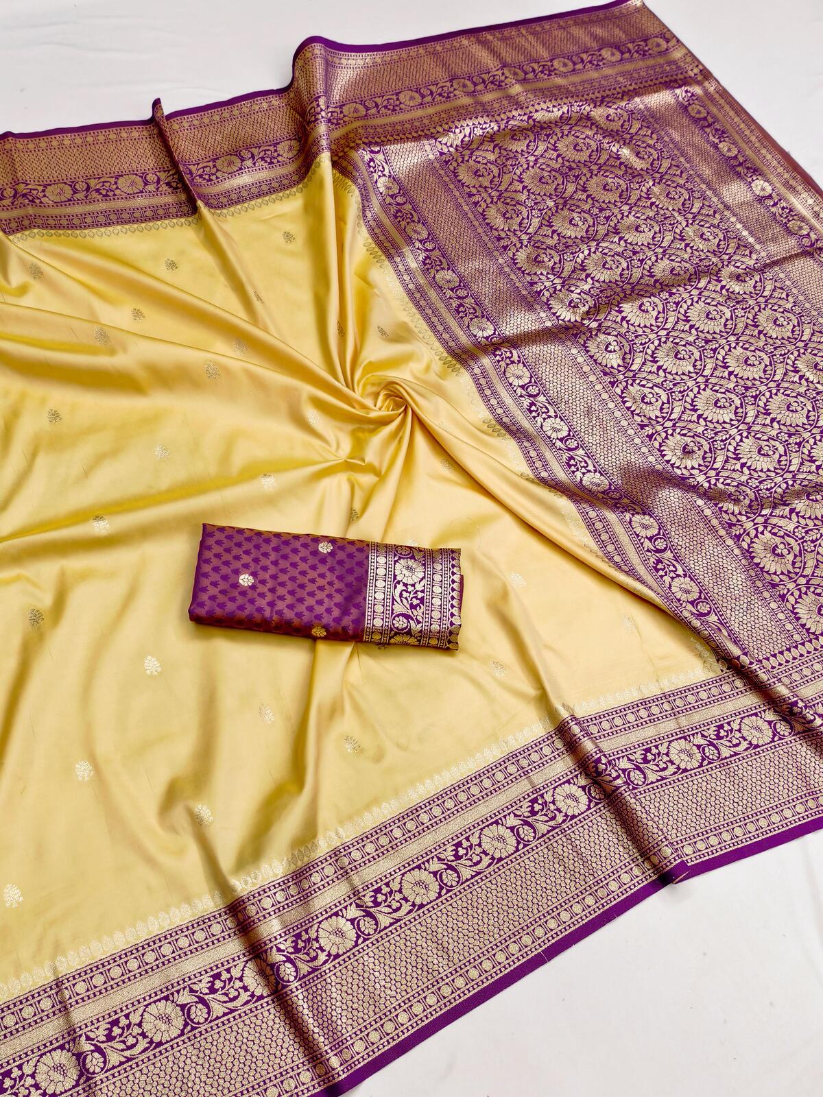 Ornate Yellow Pure Zari Weaving Banarasi Silk Saree With Arresting Blouse Piece