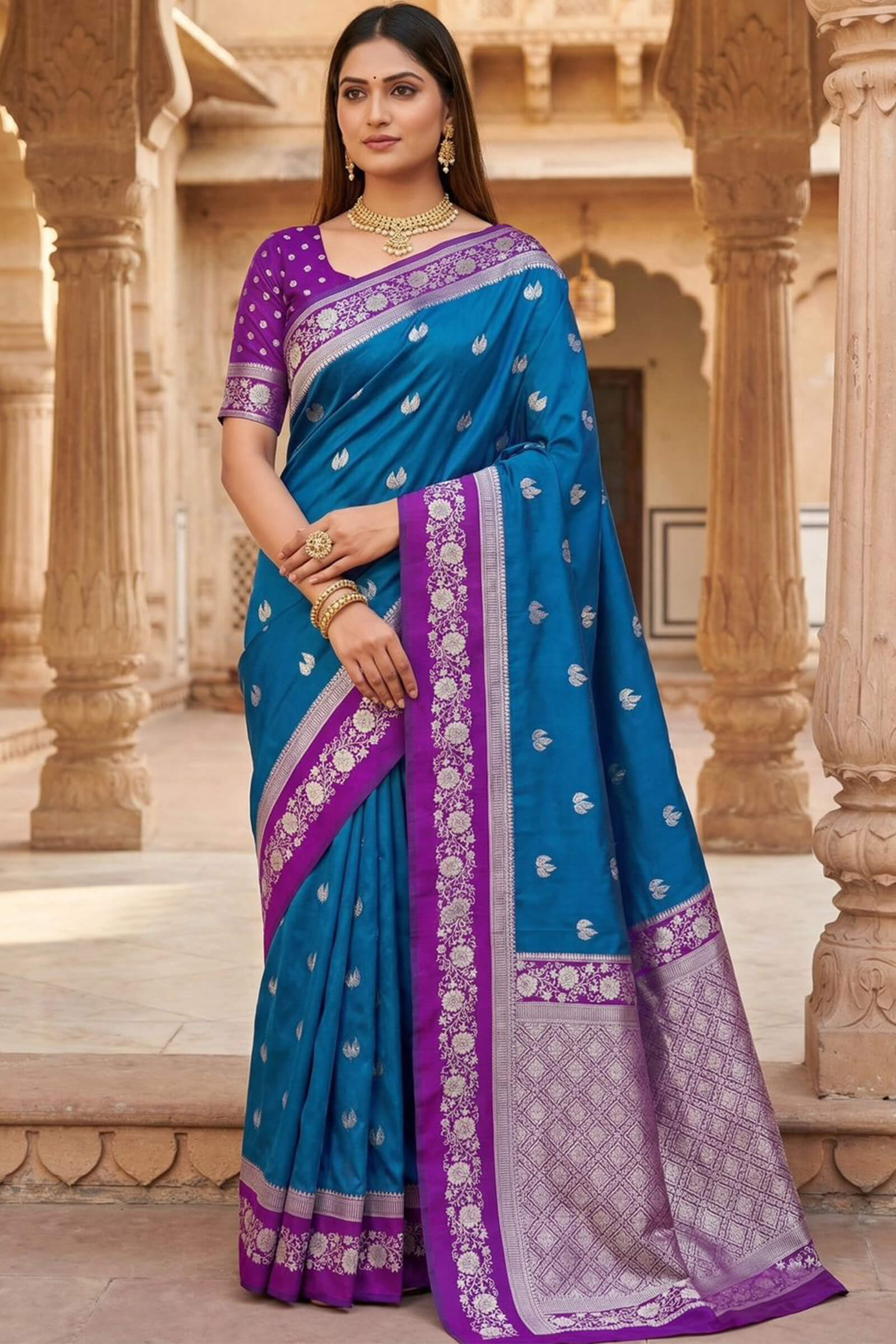 Engaging Blue Pure Zari Weaving Banarasi Silk Saree With Beauteous Blouse Piece