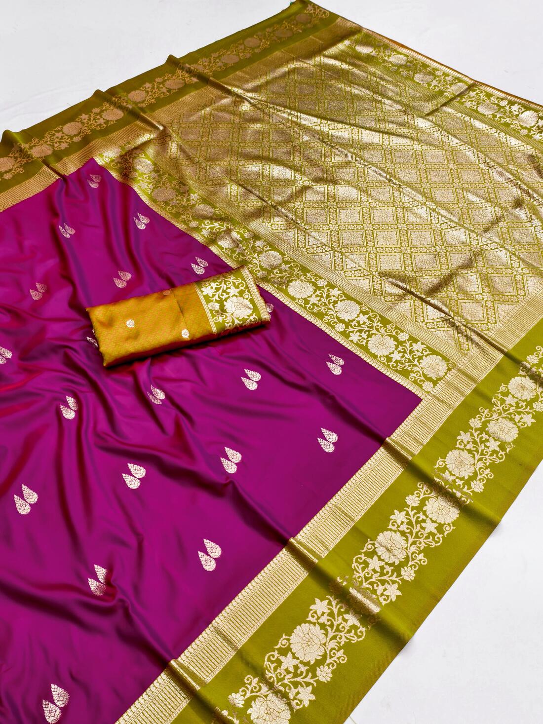 Elision Purple Pure Zari Weaving Banarasi Silk Saree With Lovely Blouse Piece