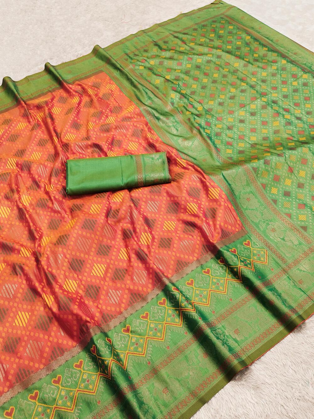 Lagniappe Peach Pure Zari Weaving Banarasi Silk Saree With Piquant Blouse Piece
