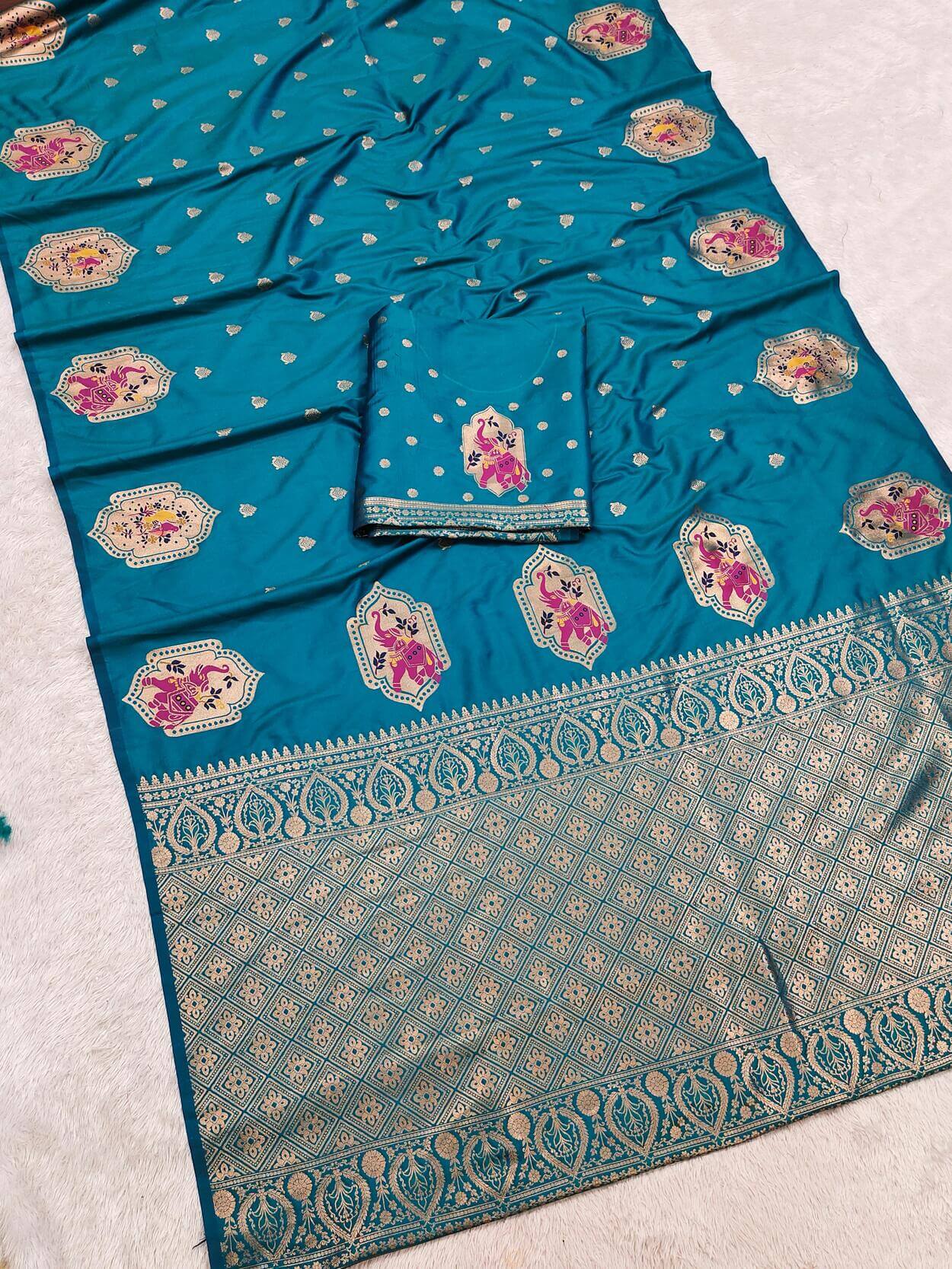 Supernal Firozi Pure Zari Weaving Banarasi Silk Saree With Radiant Blouse Piece