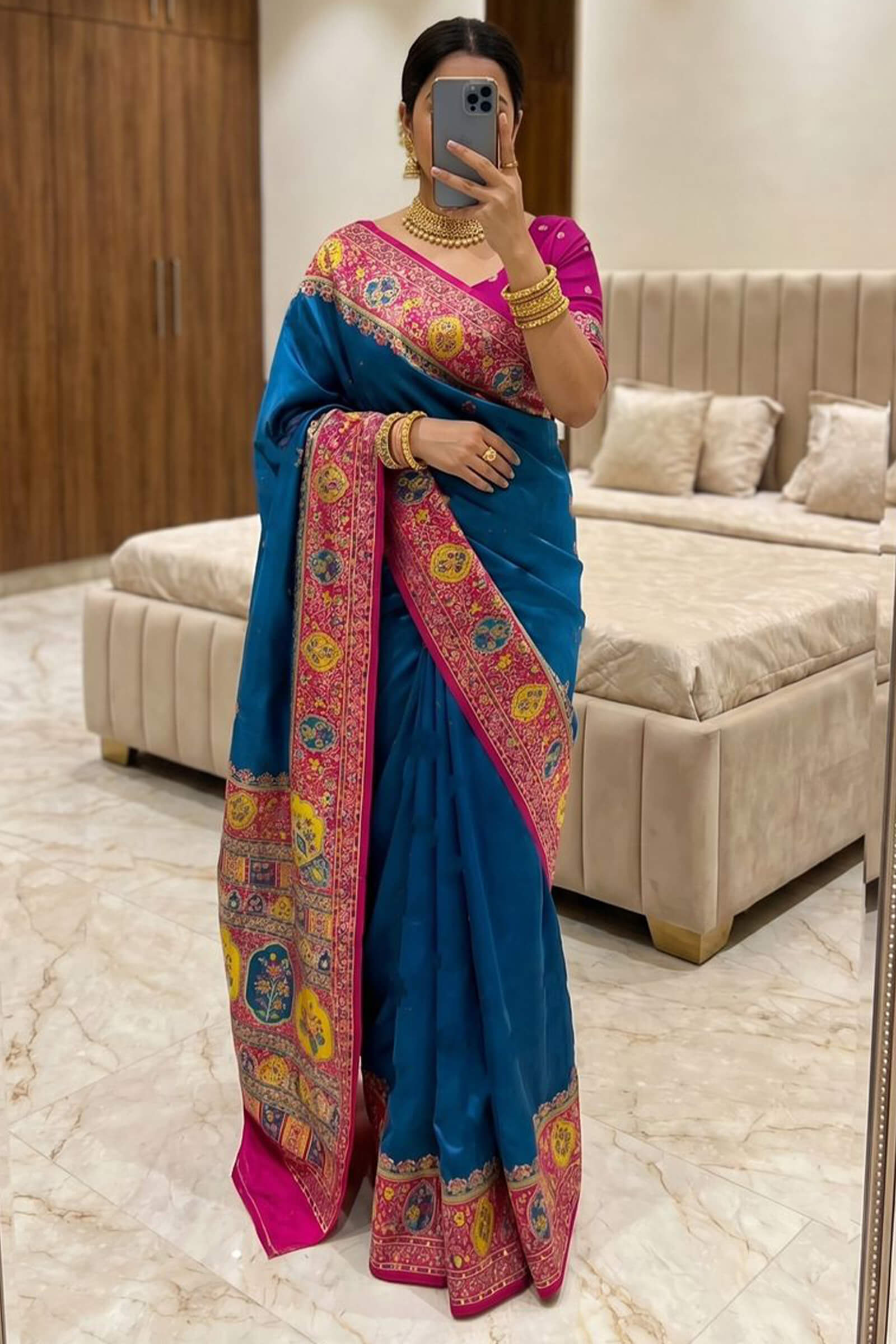 Efflorescence Rama Pashmina Silk Saree With Angelic Blouse Piece