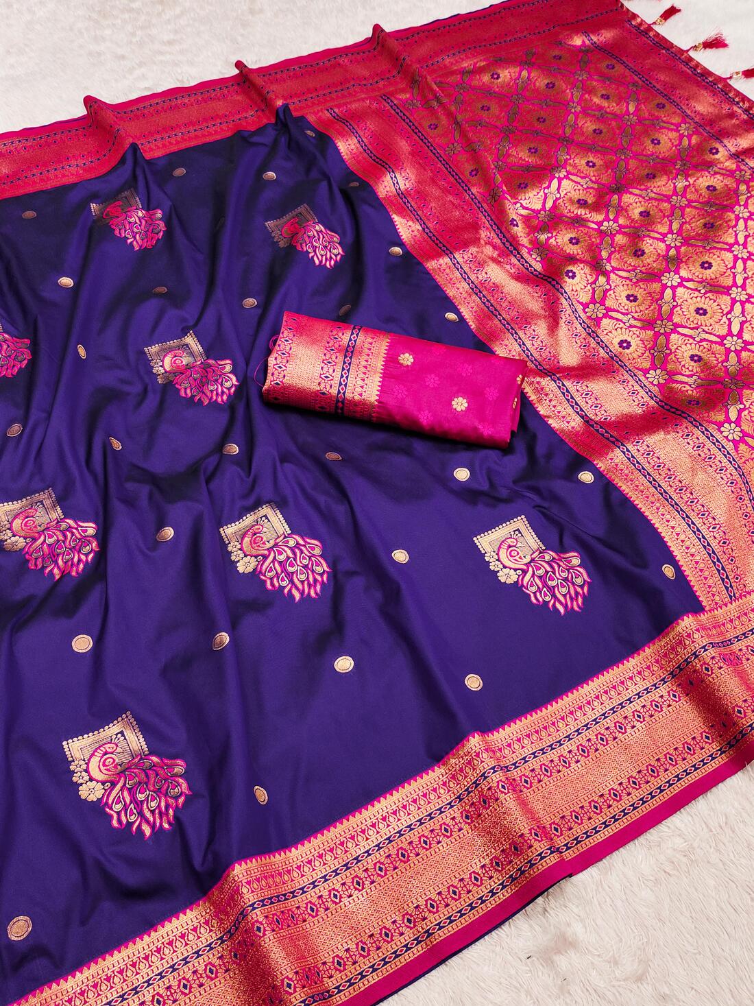 Allure Royal Blue Paithani Silk Saree With Enigmatic Blouse Piece