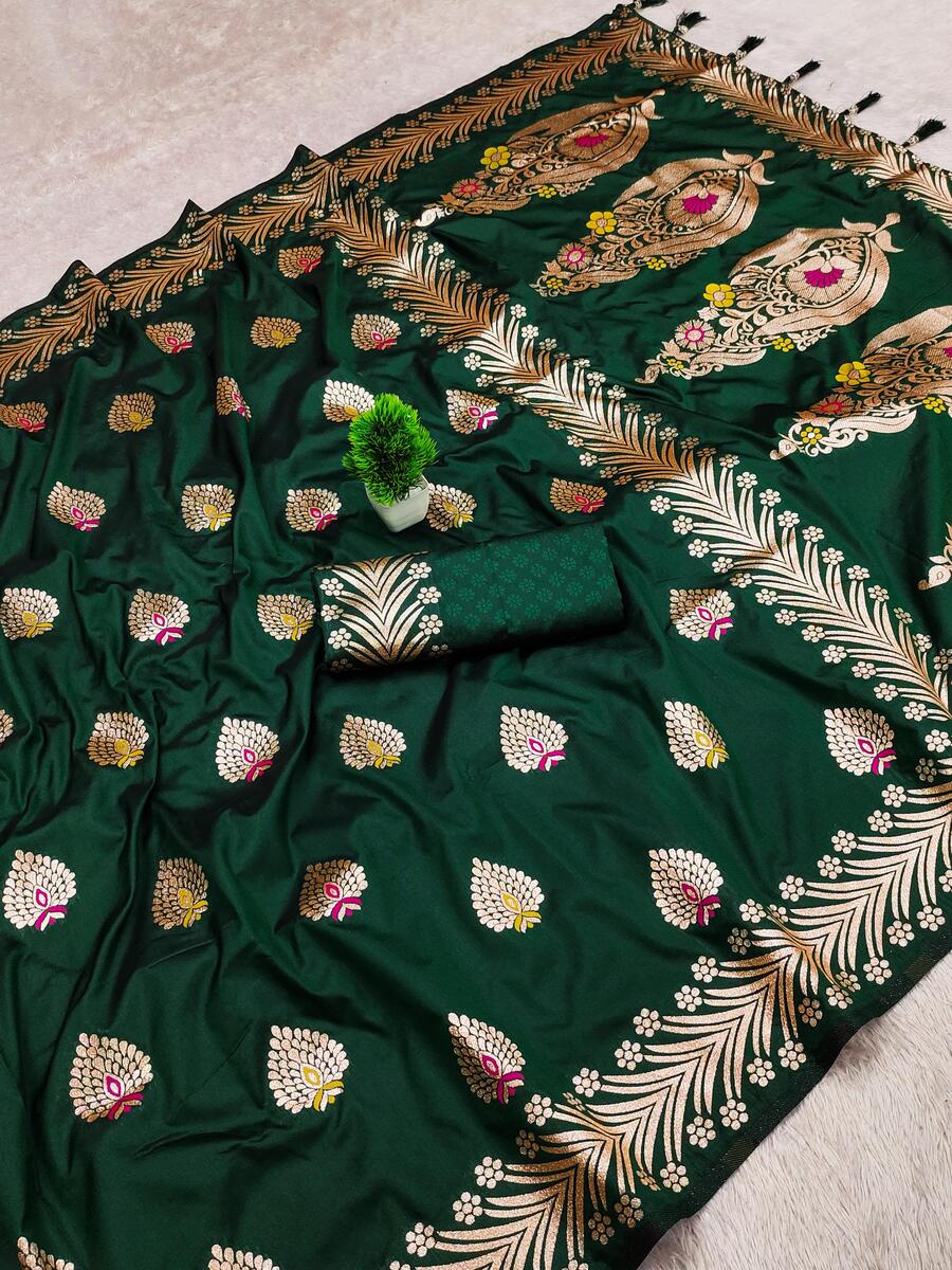 Assemblage Dark Green Soft Banarasi Silk Saree With Enchanting Blouse Piece